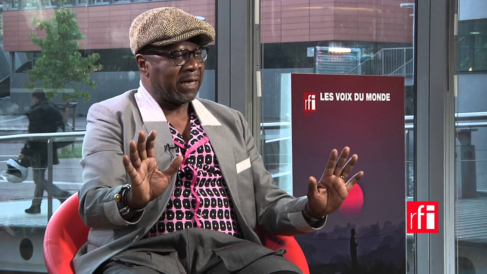 Papa Wemba sur un plateau de la RFI - Photo RFI