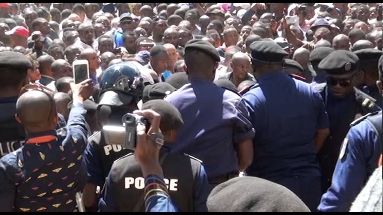RDC_Katanga_Manifestants pro-Katiumbi et police