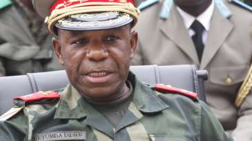 RDC : Après le couac militaire de janvier 2015, Olenga en disgrâce, Etumba reprend du galon ?