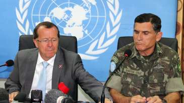 Le chef de l’Armée en RD Congo, c’est Kobler – Kobler is the true supreme commander of the army in DRC