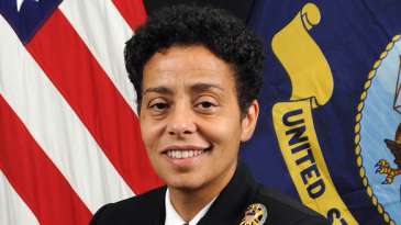 Michelle Janine Howard, première femme noire amiral 4 étoiles aux Etats-Unis