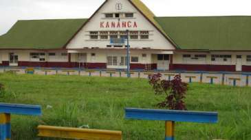 Kasaï Central : la population fuit Tshimbulu à la suite des violences - Radio Okapi