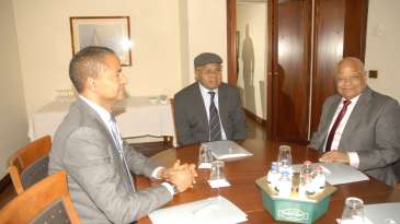 RDC : Vers l’implosion du Rassemblement ? - JJ Wondo