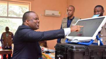 Les inquiétudes non résolues et les pièges à éviter sur le fichier électoral consolidé en RDC - AJ Lomandja