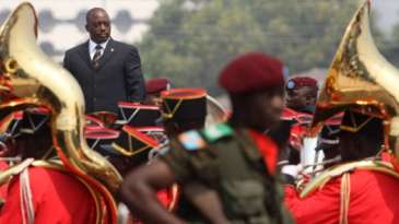 RDC : pourquoi le défilé militaire du 30 juin a finalement été annulé - Trésor Kibangula