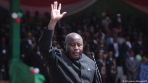 Burundi : prestation de serment d'Evariste Ndayishimiye en juin 2020