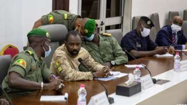 Le coup d’Etat démocratique ou la nouvelle légitimation de l’interventionnisme militaire dans la politique africaine ? - JJ Wondo