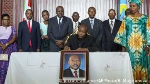 Les nouvelles autorités burundaises se réclament de l'héritage Nkurunziza